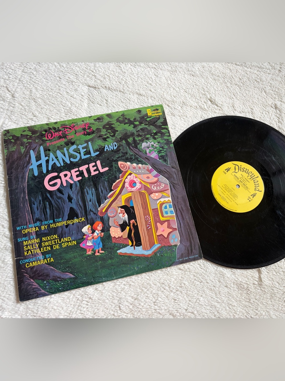 ✨vintage✨ 1964 Disney Hansel and Gretel Vinyl Cover